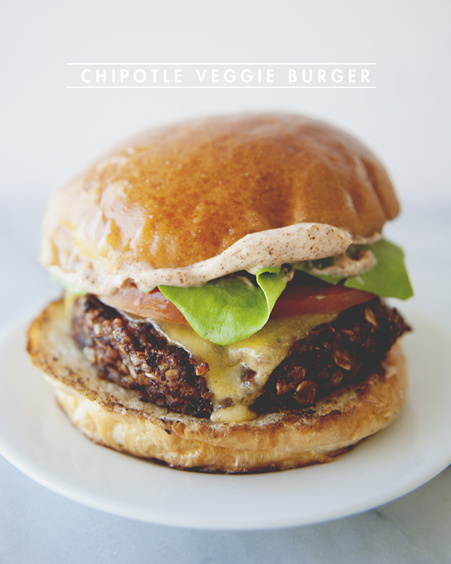  Chipotle Burger (Beef/Chicken) 